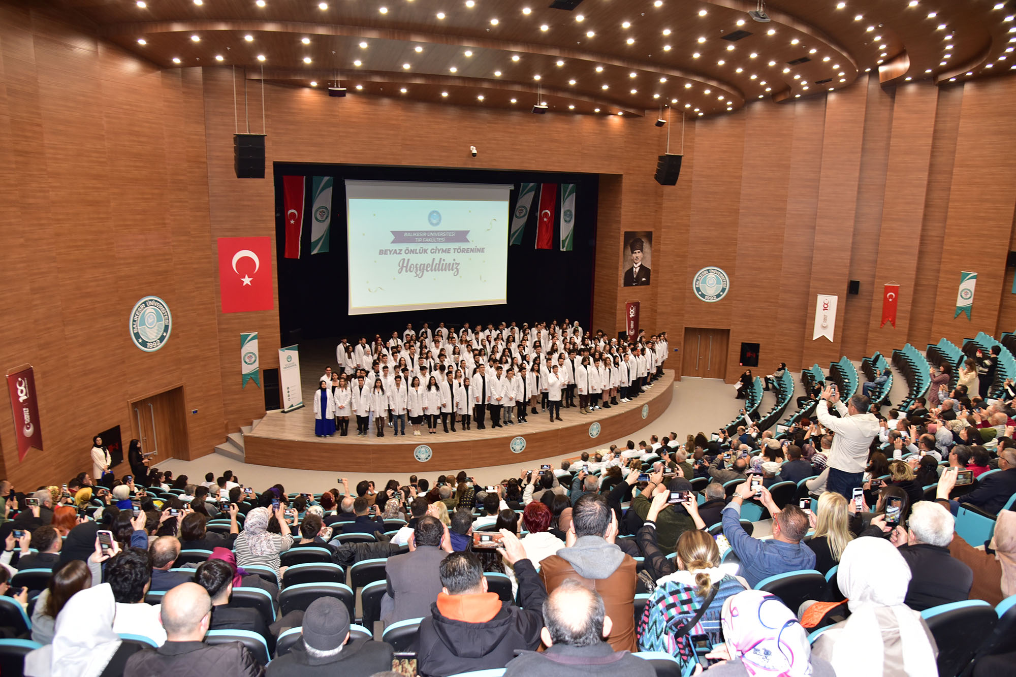 BAÜN’de, Geleceğin Hekimleri Beyaz Önlüklerini Giydi