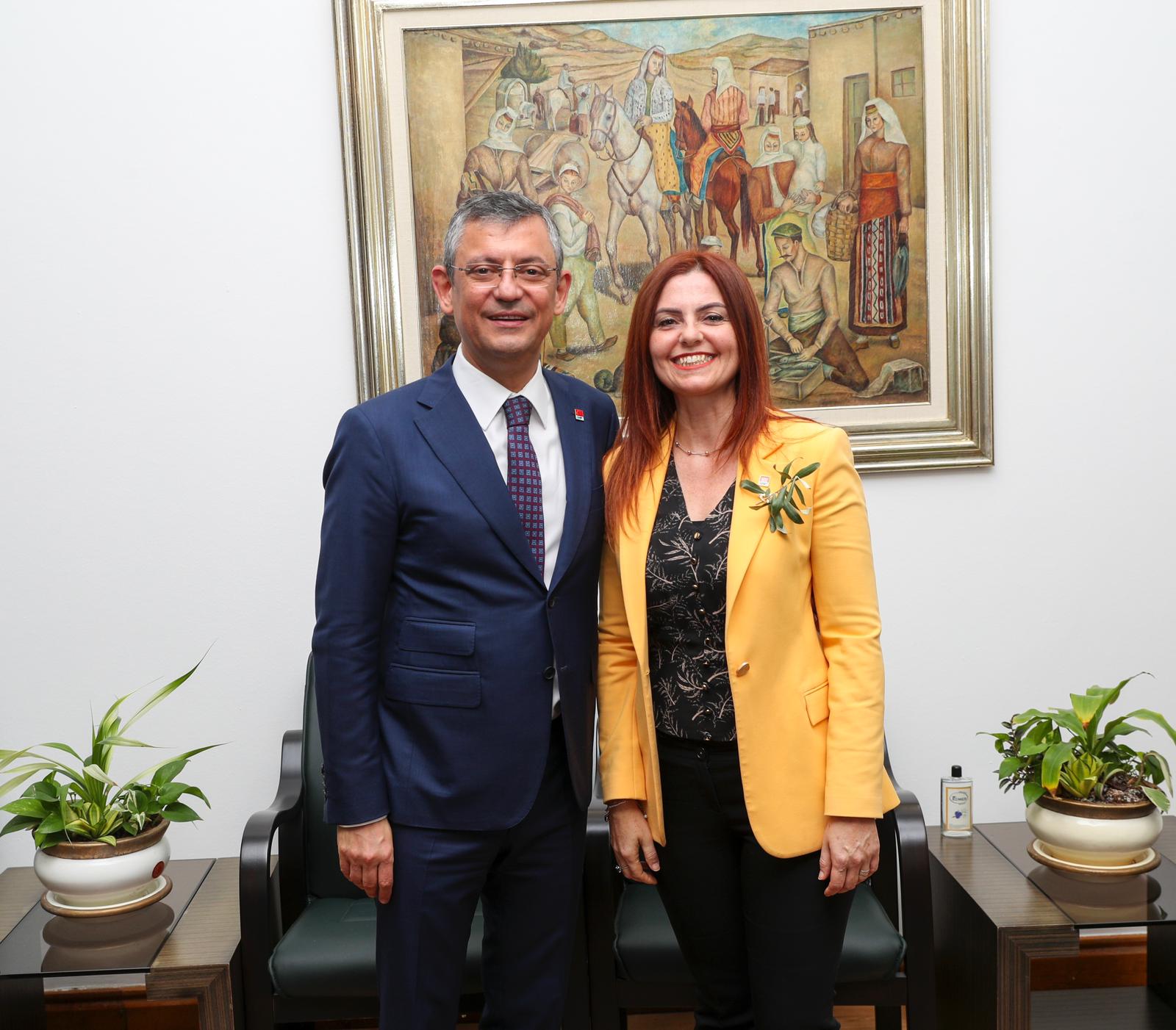 Seval Bozkurt: Dürüst hizmet için yola çıktım