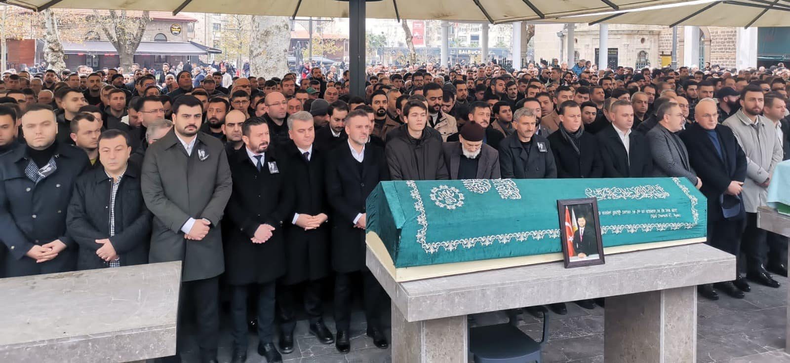 UYSAL, SON YOLCULUĞUNA DUALARLA UĞURLANDI