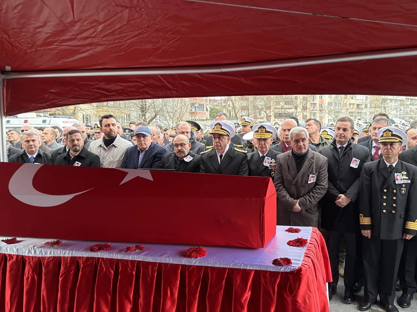 Denizkurdu Tatbikatı’nda rahatsızlanan dalgıç şehit Bahadır Canbulat toprağa verildi