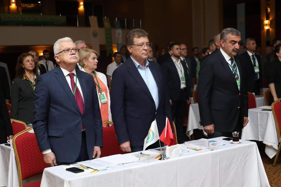 EGE VE MARMARA ÇEVRECİ BELEDİYELER BİRLİĞİ’NİN YENİ BAŞKANI ALİ KEMAL DEVECİLER OLDU