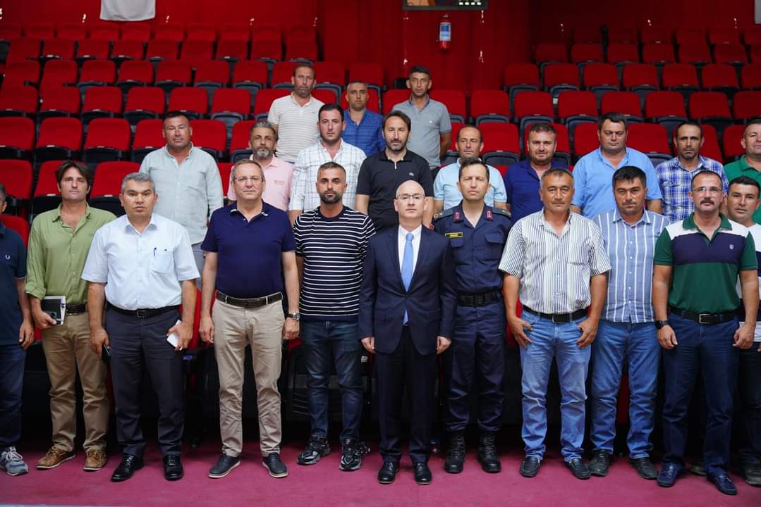 ZEYTİNLİKLER VE TARLALARDA YAŞANAN SORUNLAR MASAYA YATIRILDI