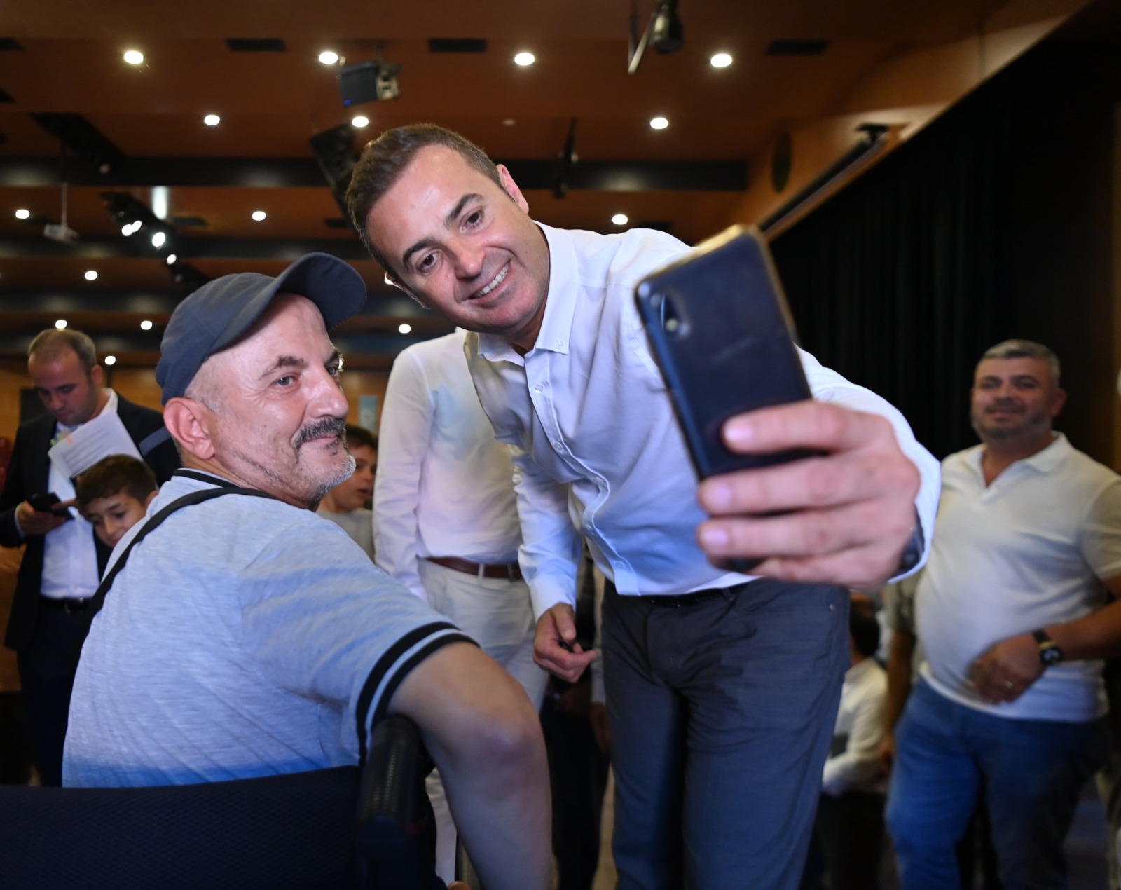 Büyükşehir, sorunları anında çözüme ulaştırıyor