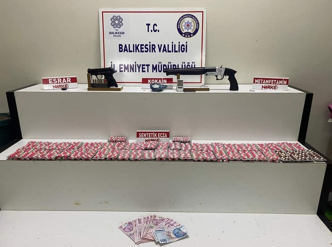 EDREMİT NARKOTİK SUÇLARA GÖZ AÇTIRMIYOR