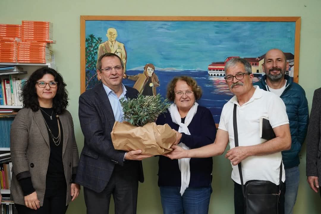 AYVALIK KENT KONSEYİ YENİ YERİNE TAŞINDI