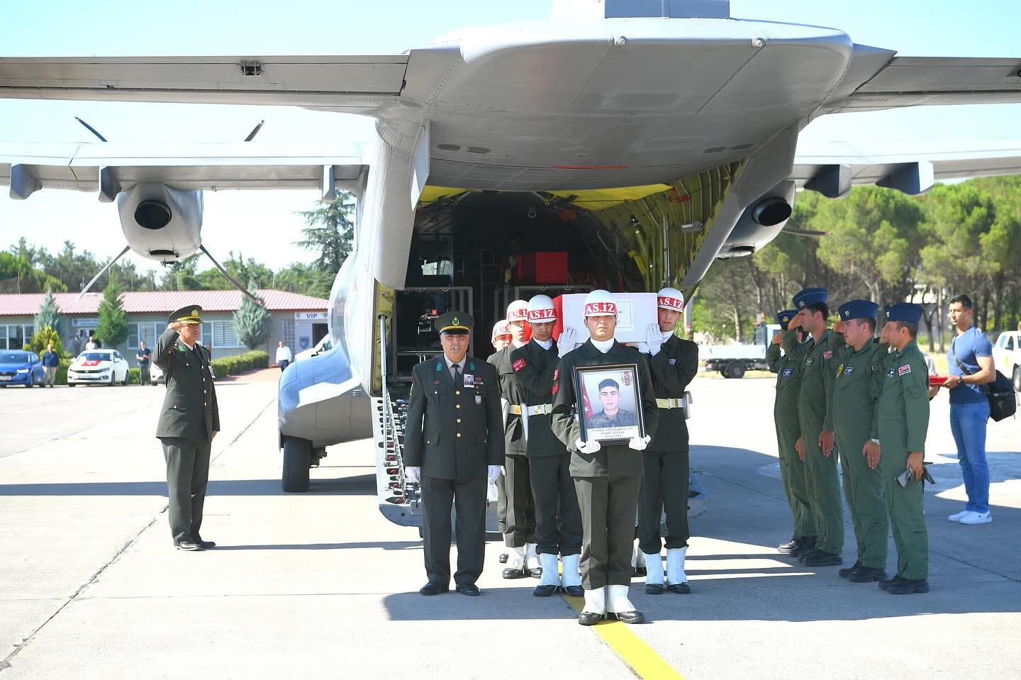 ŞEHİDİMİZ BALIKESİR ‘DE KARŞILANDI