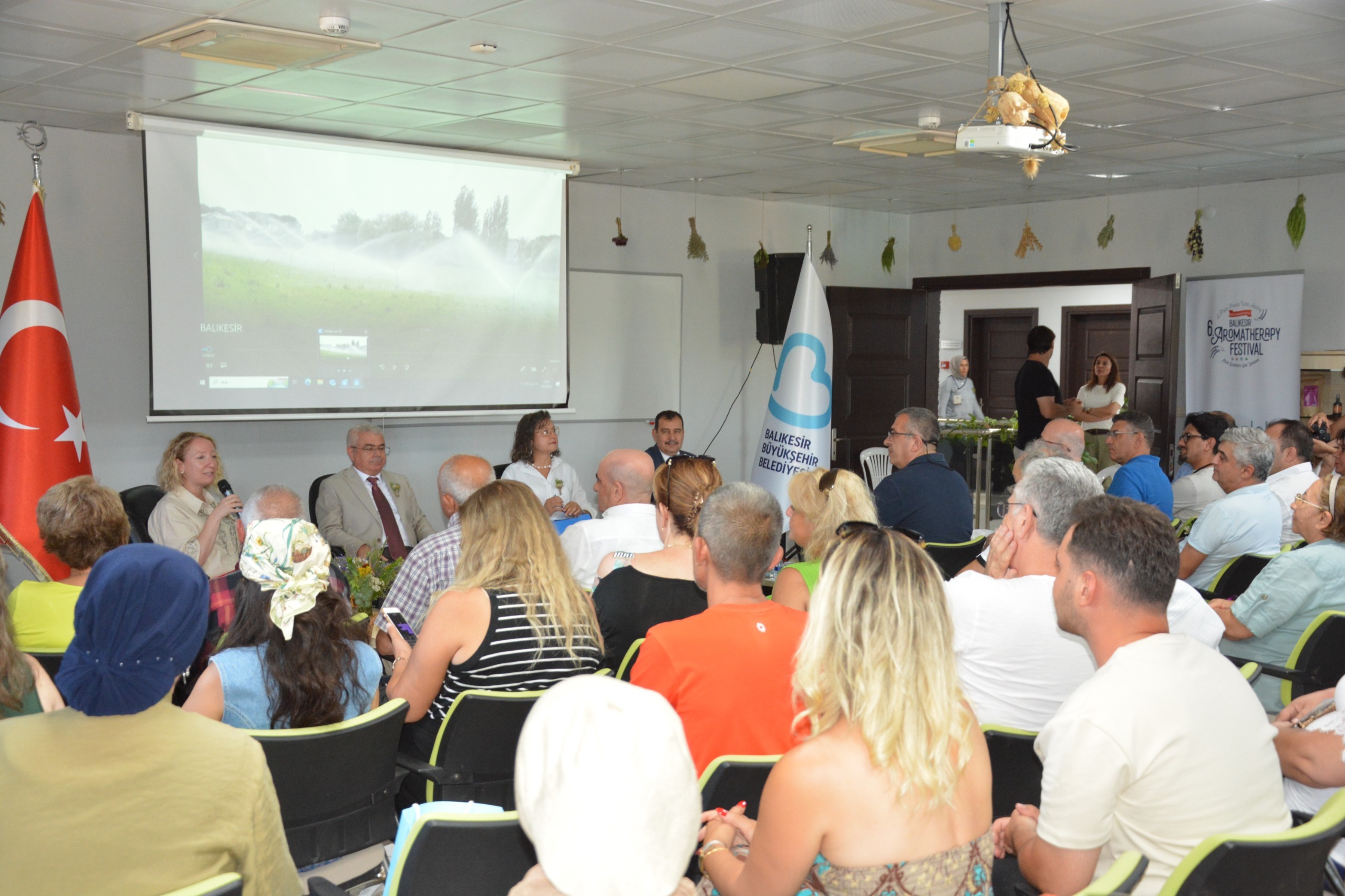 BAÇEM’de “Su” teması masaya yatırıldı