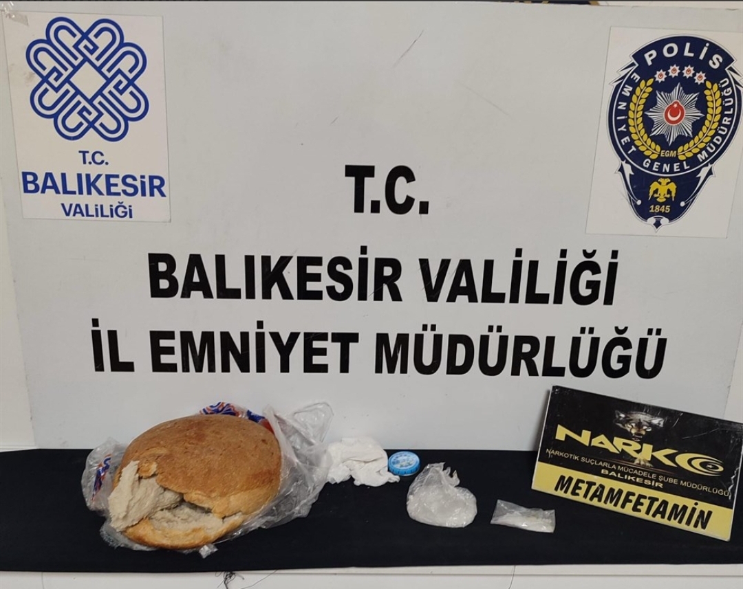 ZEHİR TACİRLERİNE SUÇ ÜSTÜ