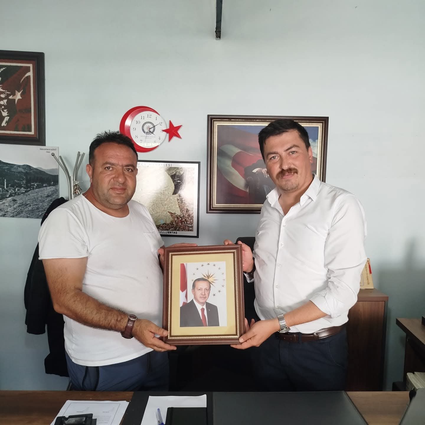 AK PARTİ EDREMİT İBRAHİMCE MUHTARINI ZİYARET ETTİ