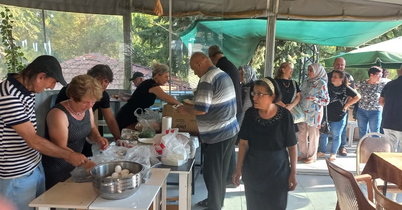 BAL-BAL KAHVALTI ETKİNLİĞİNE YOĞUN KATILIM GERÇEKLEŞTİ