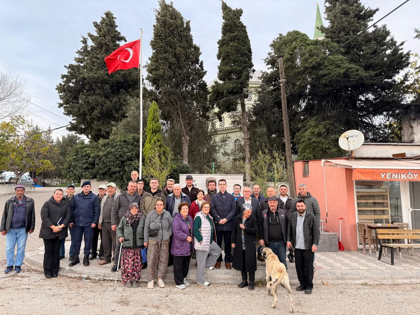 EZİNE KAYMAKAMINDAN YENİKÖY’E ÇIKARTMA