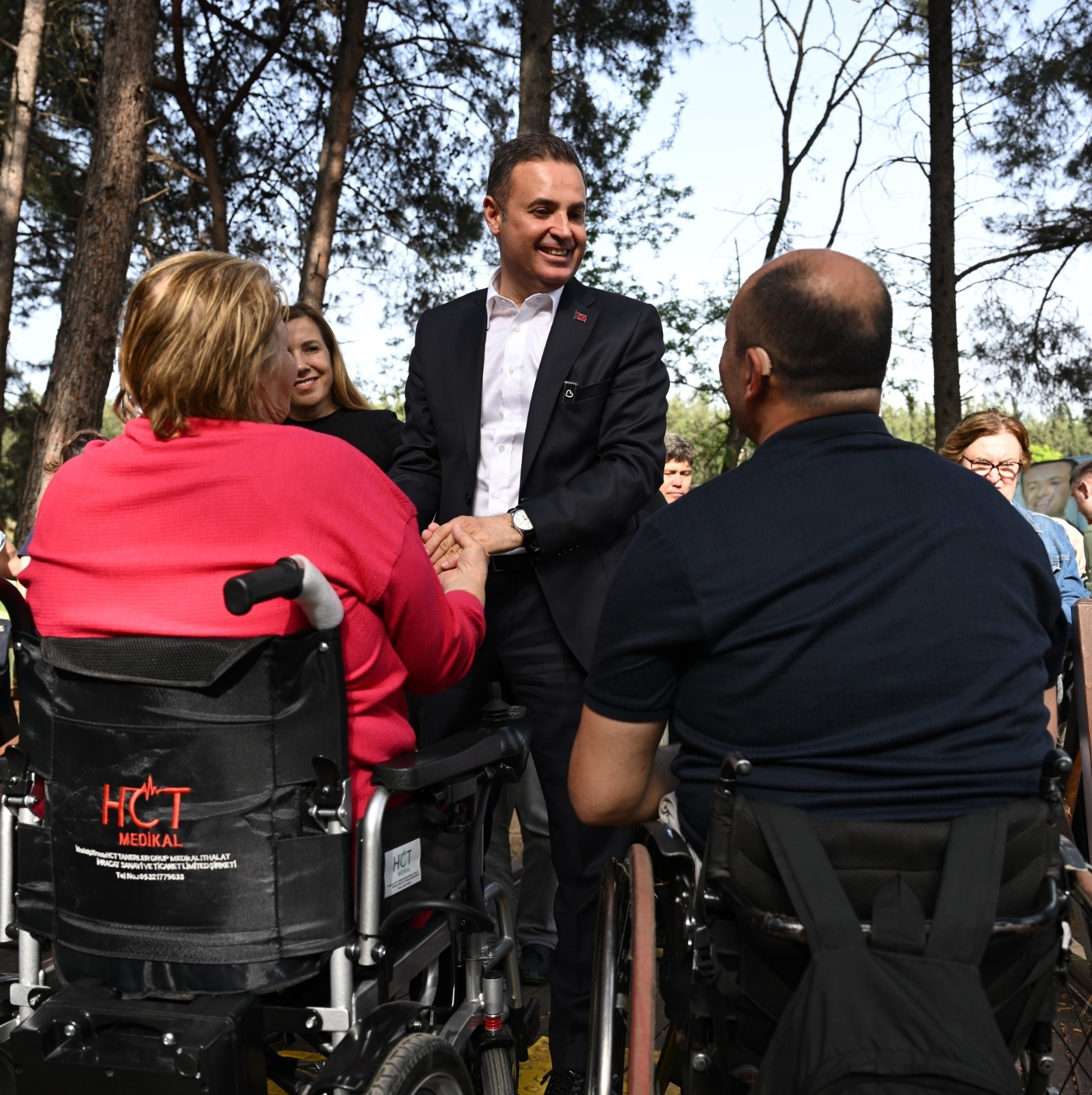 Büyükşehirden özel gereksinimli bireylere 5.000 TL nakdi destek