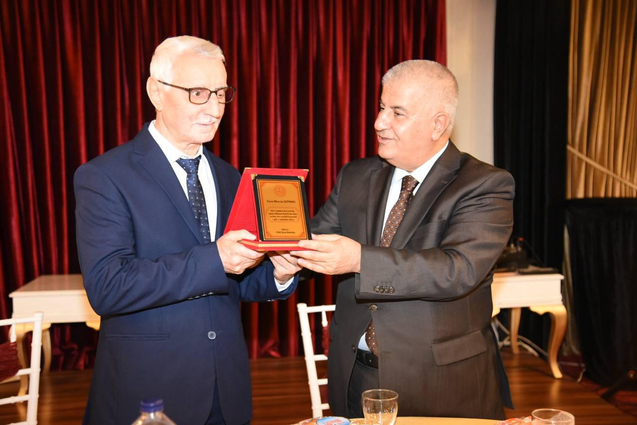 42 Yıllık Çınar Emekliliğe Ayrıldı: Hüseyin Çetinkaya İçin Veda Yemeği