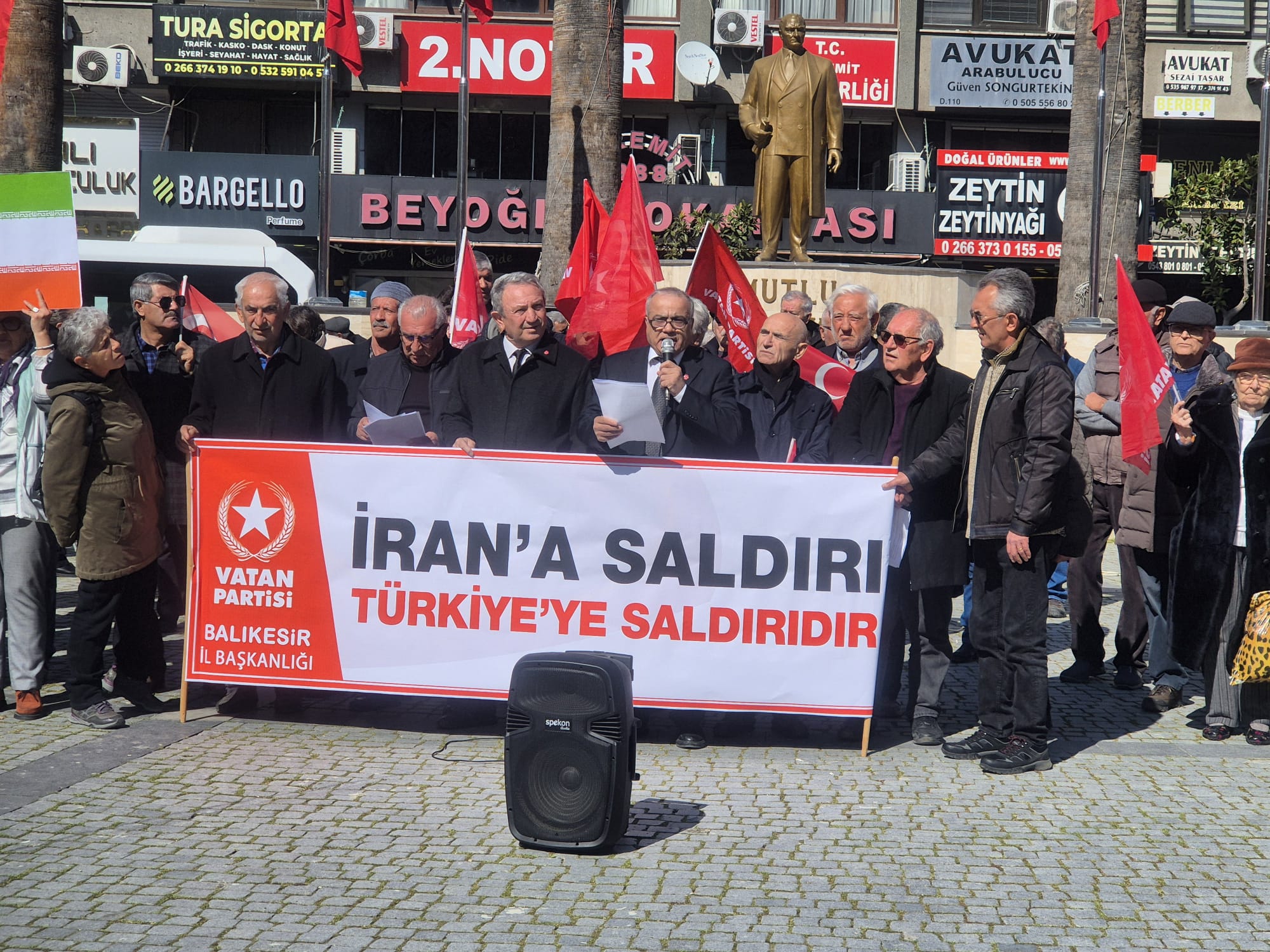 VATAN PARTİSİ ABD ve İSRAİL’E MEYDAN OKUDU