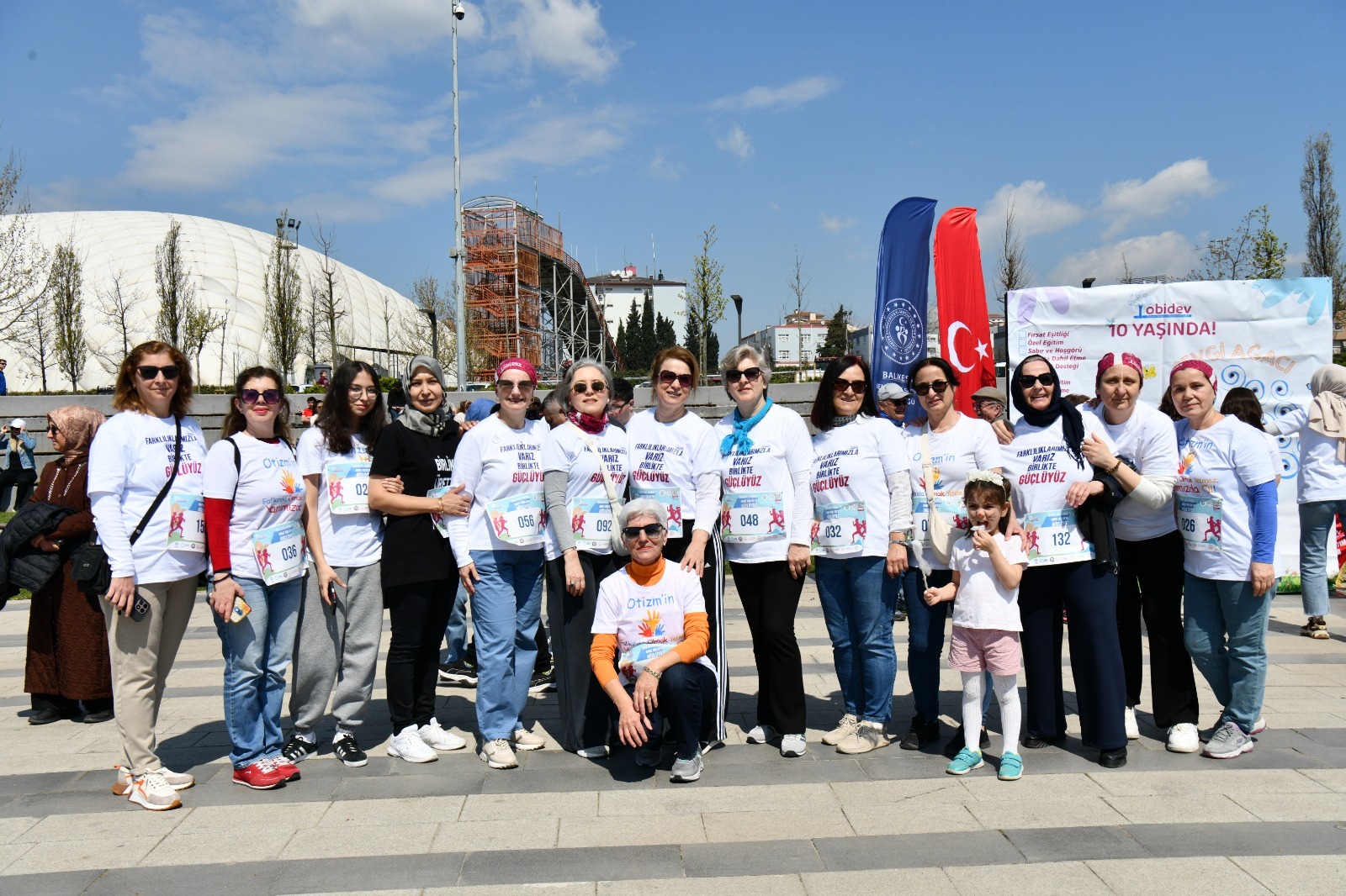 Otizm farkındalığı için anlamlı koşu