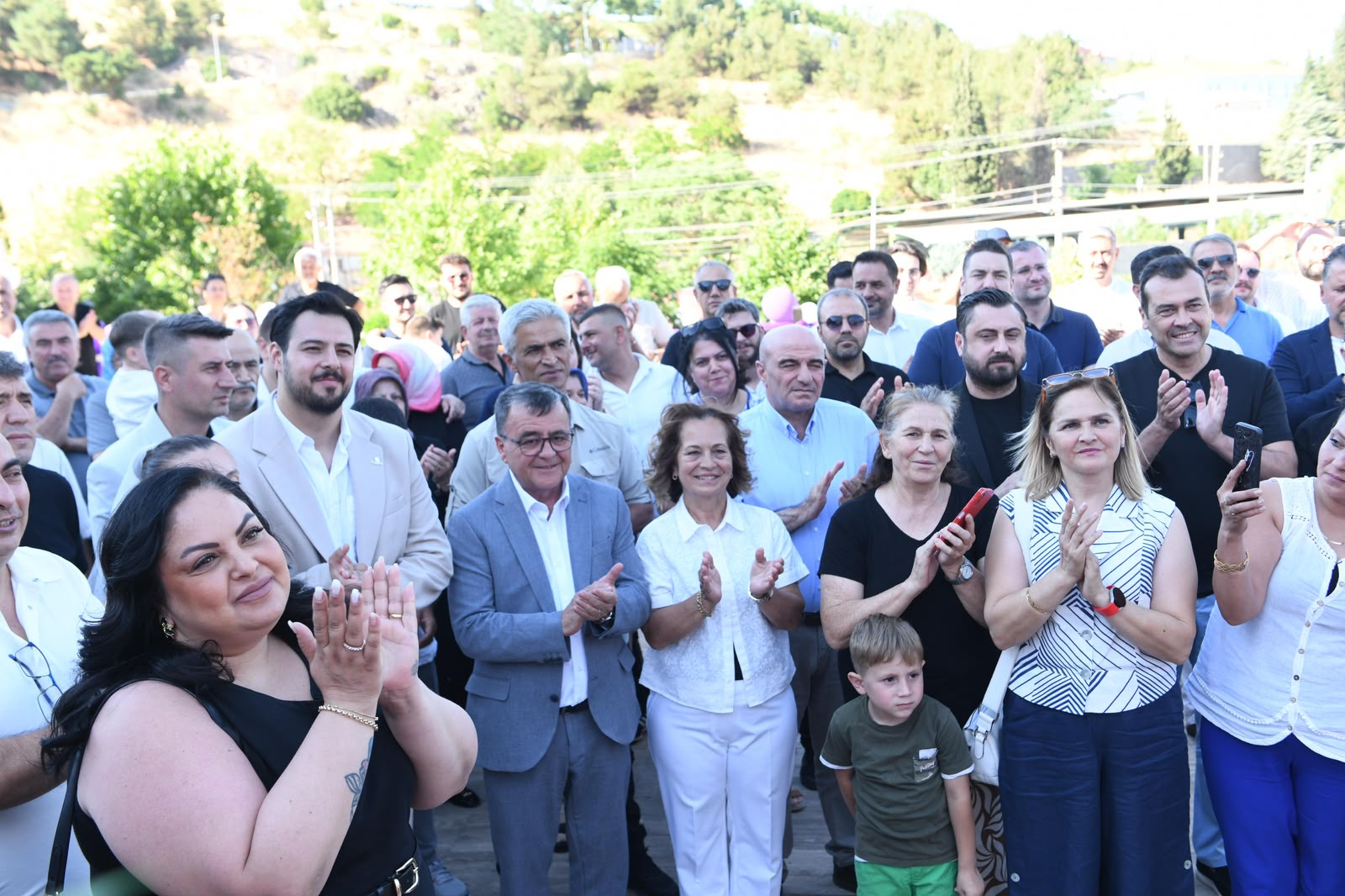 AÇIK HAVA NİKAH SALONU ALTIEYLÜL’E ÇOK YAKIŞTI