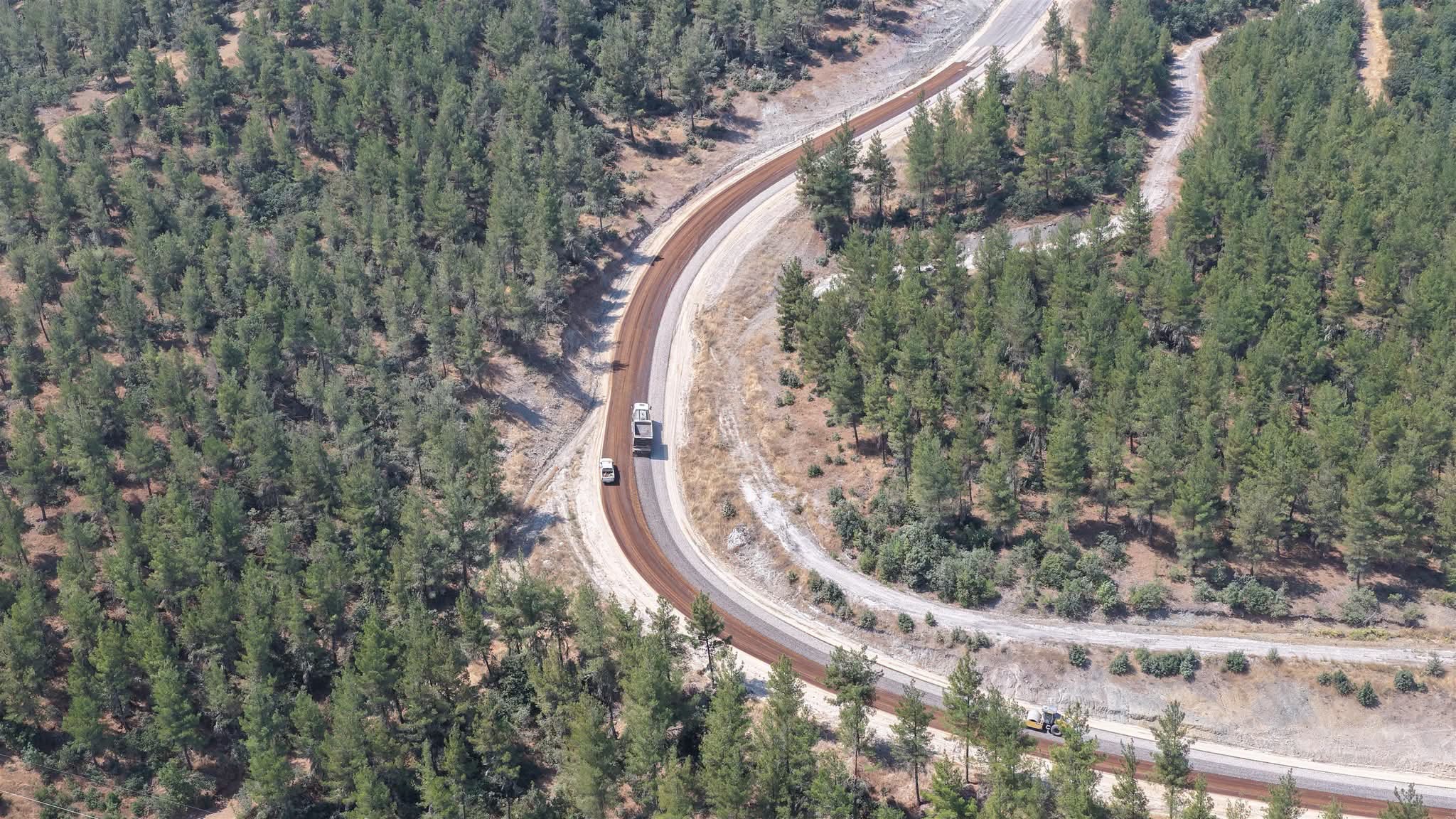 DURSUNBEY’DE BAŞKAN AKIN’IN SÖZ VERDİĞİ YOL TAMAMLANDI